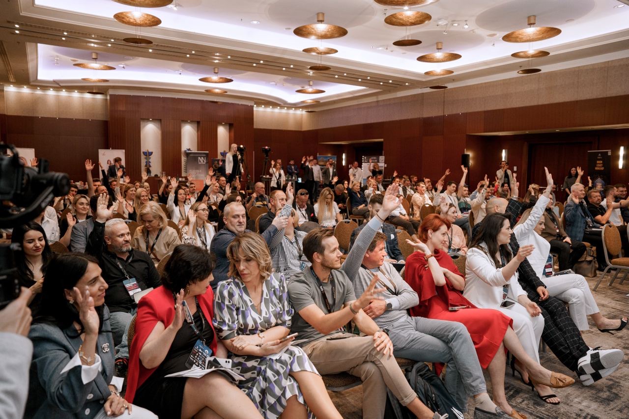 Ирина Кузьмичева на панельной дискуссии об инвестициях